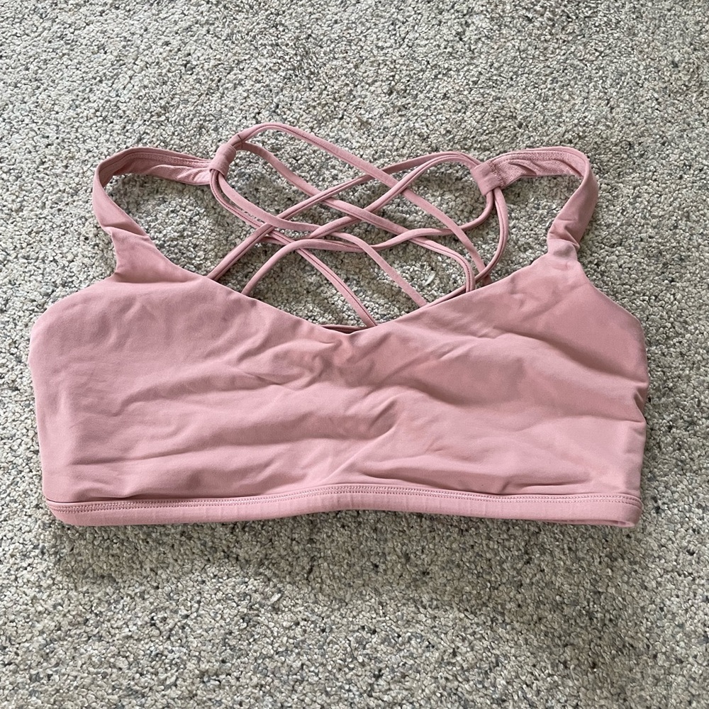 Lululemon sports bra